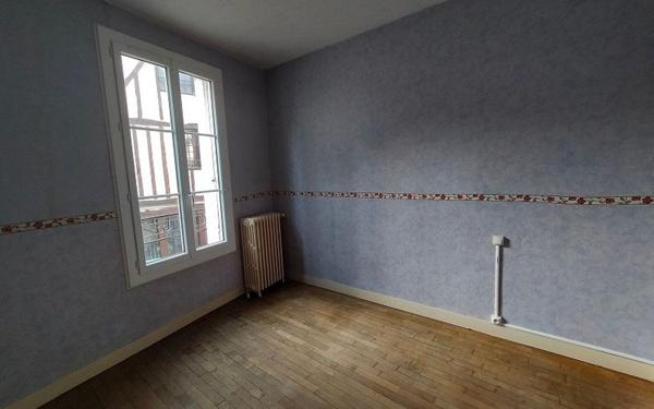 Appartement à louer    4 pièces •  Saint-Aignan