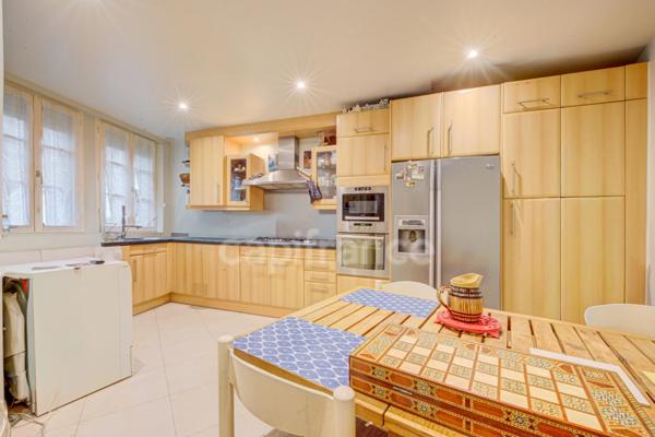 Appartement à vendre 6 pièces PARIS 8EME ARRONDISSEMENT (75)