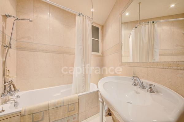Appartement à vendre 6 pièces PARIS 8EME ARRONDISSEMENT (75)