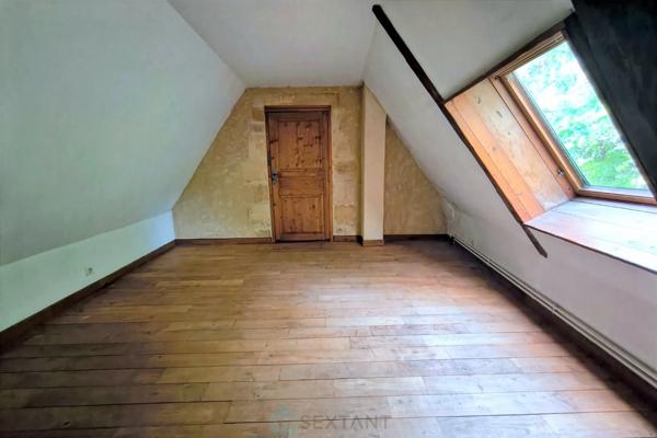 FERME AVEC 2 HA ET EAU NATURELLE, A 2 KM DU CENTRE VILLE