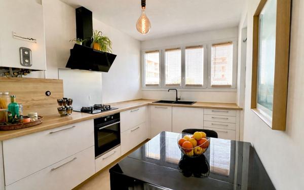 Appartement à vendre    2 pièces • 55 m2 Istres