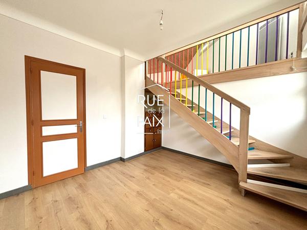 79130 SECONDIGNY Spacieuse maison familiale rénovée à Secondigny