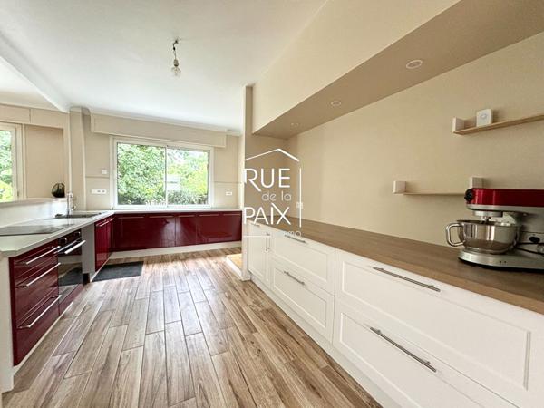 79130 SECONDIGNY Spacieuse maison familiale rénovée à Secondigny