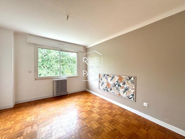 79130 SECONDIGNY Spacieuse maison familiale rénovée à Secondigny