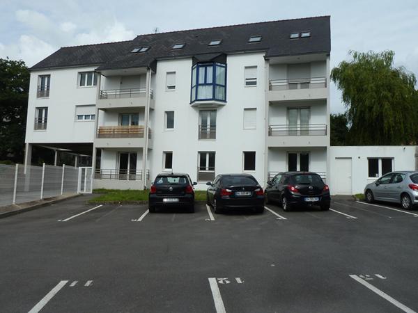 IMMEUBLE 17 APPARTREMENTS SECTEUR PETIT KERZU