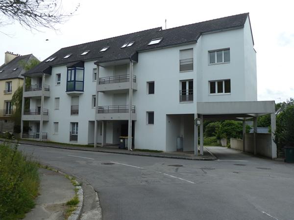 IMMEUBLE 17 APPARTREMENTS SECTEUR PETIT KERZU