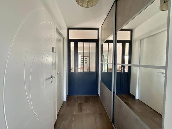 Maison moderne 137m2, 3 ch, garage , terrain 517m2