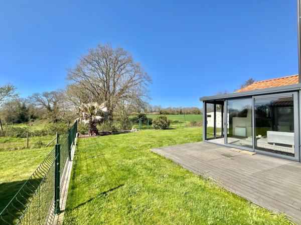 Maison moderne 137m2, 3 ch, garage , terrain 517m2