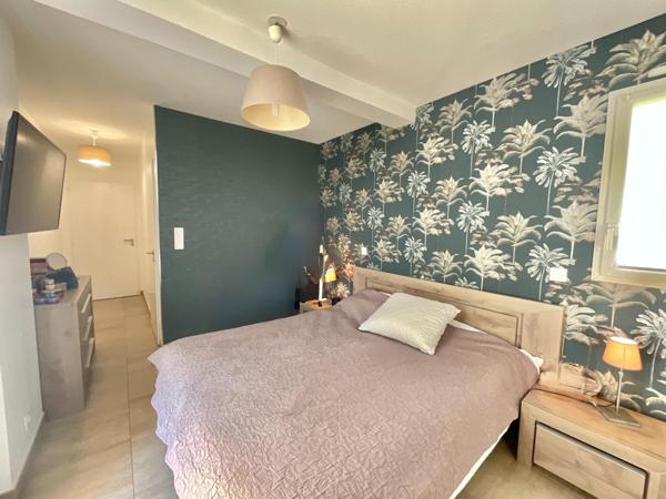 Maison moderne 137m2, 3 ch, garage , terrain 517m2