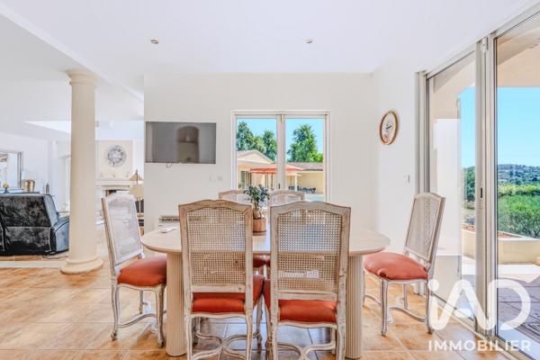 Location maison 5 pièces 287 m² Châteauneuf-Grasse
