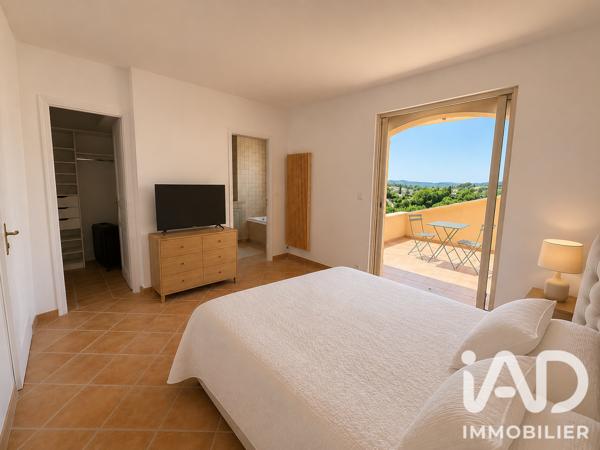 Location maison 5 pièces 287 m² Châteauneuf-Grasse
