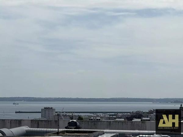 BREST - CAPUCIN - 97 M2 - ASCENSEUR- VUE MER- TERRASSE- PARKING-PMR