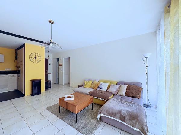 EXCLUSIVITÉ BREST : A louer appartement T3, avec jardin et garage entièrement meublé