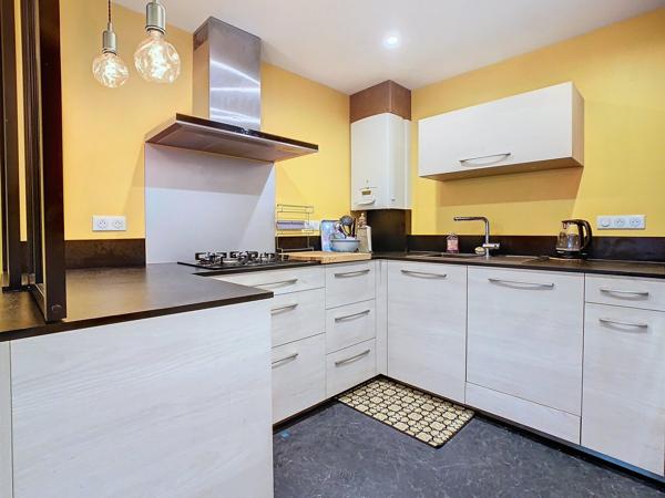 EXCLUSIVITÉ BREST : A louer appartement T3, avec jardin et garage entièrement meublé