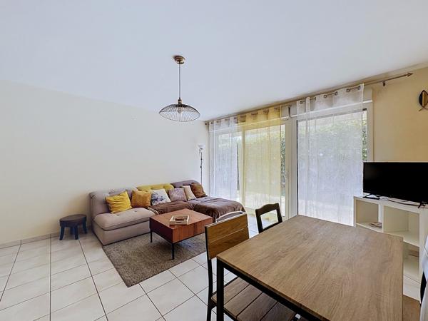 EXCLUSIVITÉ BREST : A louer appartement T3, avec jardin et garage entièrement meublé