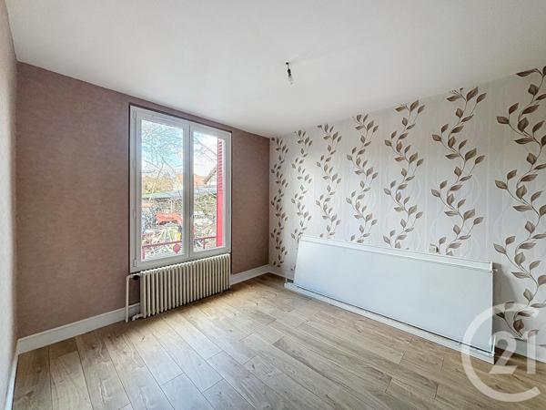 Maison à vendre  7 pièces - 140 m2 BELLENAVES - 03