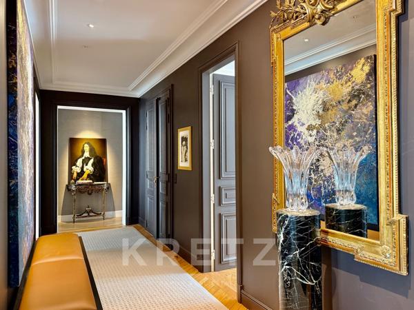 Appartement d’Exception au Cœur du 7ᵉ  – Élégance Haussmannienne et Design Contemporain