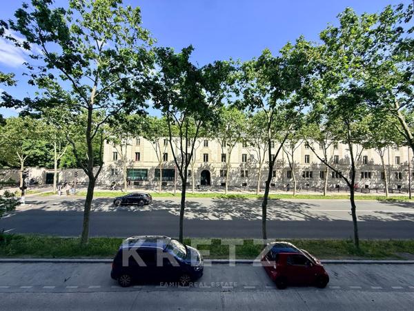 Appartement d’Exception au Cœur du 7ᵉ  – Élégance Haussmannienne et Design Contemporain