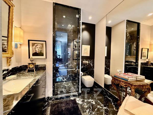 Appartement d’Exception au Cœur du 7ᵉ  – Élégance Haussmannienne et Design Contemporain