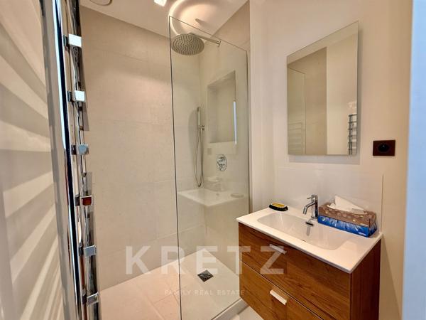 Appartement d’Exception au Cœur du 7ᵉ  – Élégance Haussmannienne et Design Contemporain