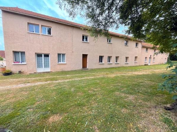 Maison à vendre |  Luçay-le-Mâle |  10 pièces | 480 m²