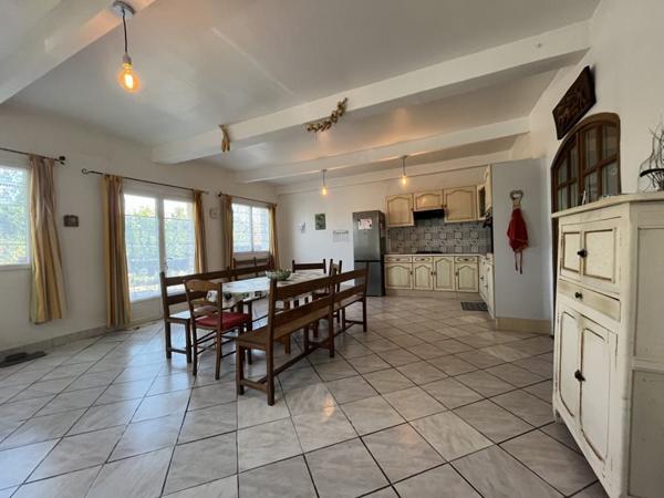 Maison à vendre |  Luçay-le-Mâle |  10 pièces | 480 m²