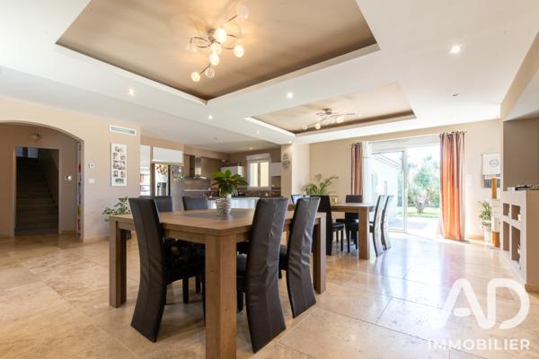 Maison (prestige) à vendre 11 pièces 275 m² Carpentras