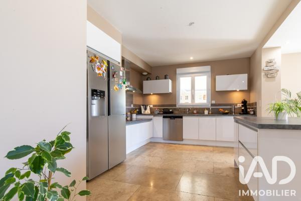Maison (prestige) à vendre 11 pièces 275 m² Carpentras