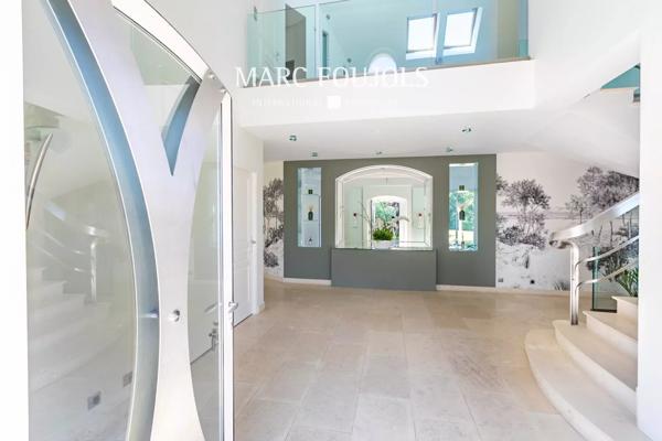 Oise – Maison 525 m² – Piscine intérieure