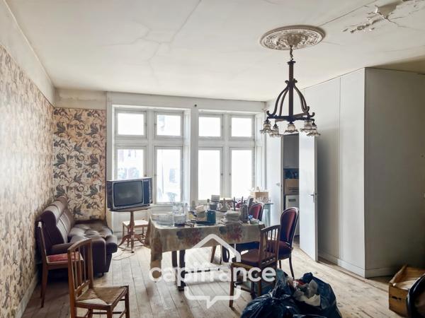 Exclusif, Immeuble à vendre CUISEAUX (71), locaux commerciaux loués - 2 plateaux à créer.