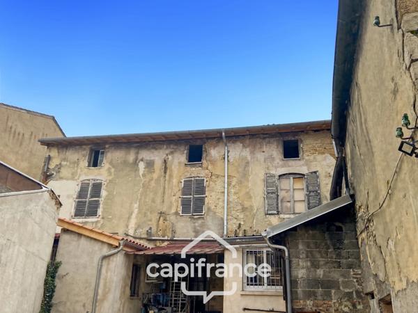 Exclusif, Immeuble à vendre CUISEAUX (71), locaux commerciaux loués - 2 plateaux à créer.