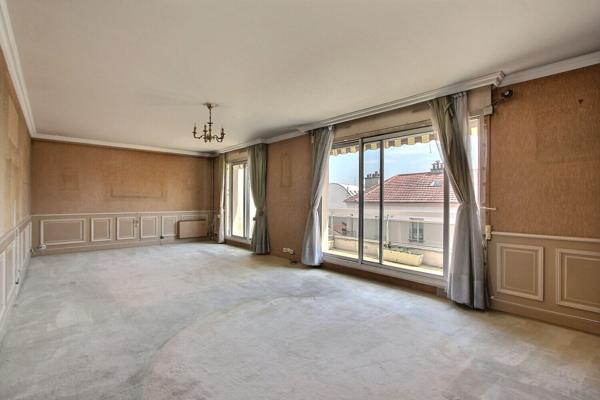 Hyper centre d'Asnières Sur Seine 3 pièces de 74 m2 avec balcon + box