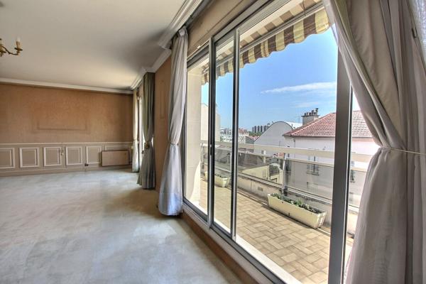 Hyper centre d'Asnières Sur Seine 3 pièces de 74 m2 avec balcon + box