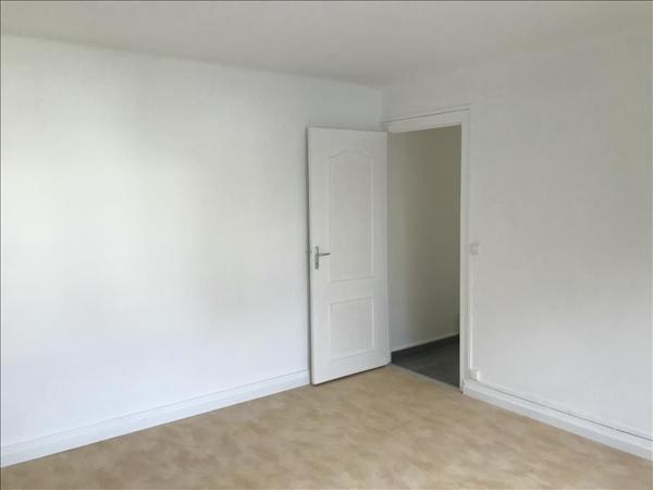Appartement à louer 750 € CC DOUARNENEZ 5 p 135 m² DPE D