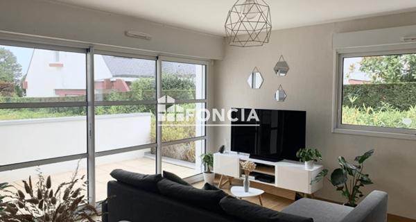 Location Appartement 3 pièces 64.52 m² - Larmor-plage 56260