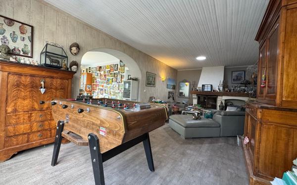 Maison à vendre    8 pièces •  Saint-Pierre-d'Oléron