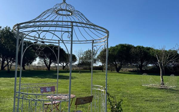 Maison à vendre    8 pièces •  Saint-Pierre-d'Oléron