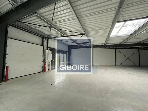 Local d'activites 195 m² à vendre MORDELLES (réf : 35.5918)