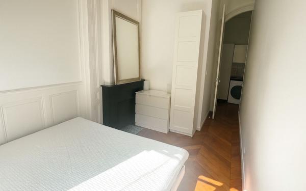 Appartement à louer    3 pièces • 70,33 m2 Lyon 1