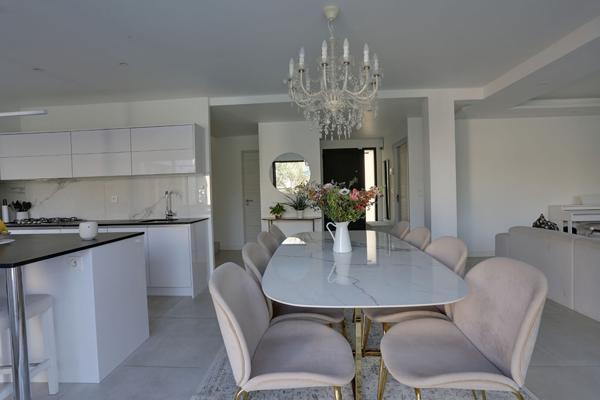 Maison 8 pièces – 147 m² environ à Noyal-Châtillon-sur-Seiche (ref : 29204)