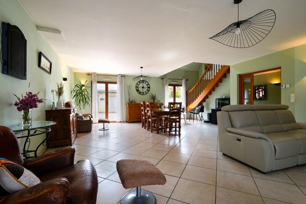 Maison spacieuse a vendre a Saint Armel - Exclusivite NESTENN