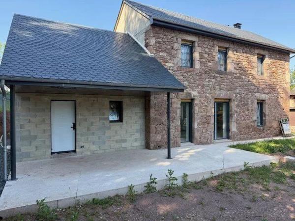 Location                                                      Maison
                        
                     4 pièces                      95 m2                     à Auzits