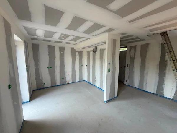 Location                                                      Maison
                        
                     4 pièces                      95 m2                     à Auzits