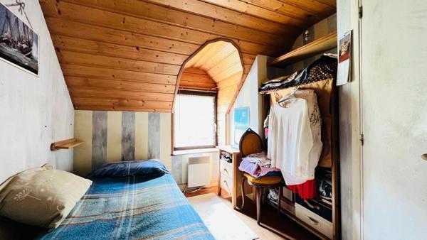 PLOMELIN (29) Penty à vendre 5 pièces de 90 m² habitable - Véranda - Terrain de 1 200 m²