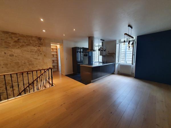 BORDEAUX SAINT MICHEL - T3 DUPLEX NERIGEAN