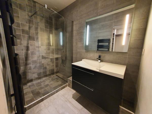 BORDEAUX SAINT MICHEL - T3 DUPLEX NERIGEAN