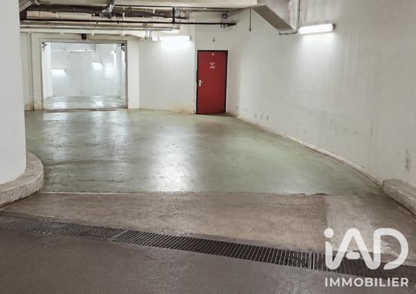 Parking à vendre 12 m² Paris 19