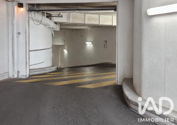 Parking à vendre 12 m² Paris 19
