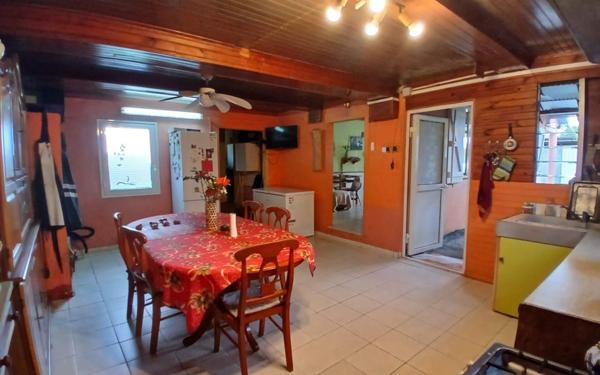 Maison à vendre    4 pièces •  Saint-Joseph