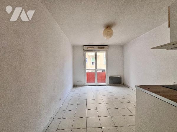 STUDIO SAINT JEAN D'ANGELY